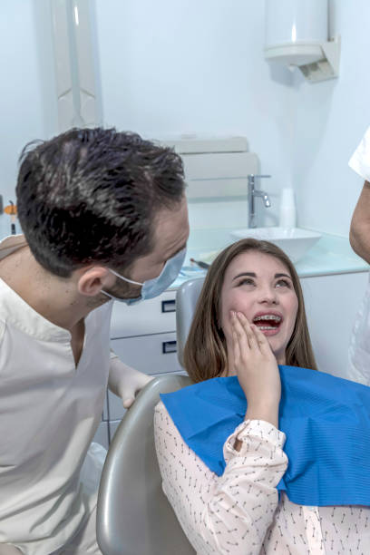 Best Cracked Tooth Emergency Dentist  in Rainsville, AL